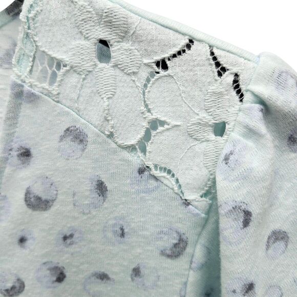 Loft Button Up Shirt Top Womens Medium Light Blue Dots Lace On Shoulder V-Neck - Picture 6 of 11